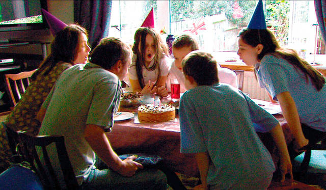 © 7 DAYS FILMS LIMITED 2012.ALL RIGHTS RESERVED.