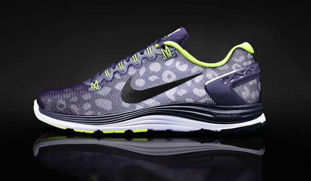 <strong>NIKE｜ナイキ</strong>　「ナイキ ウィメンズ ルナグライド+ 5 シールド」1万2915円