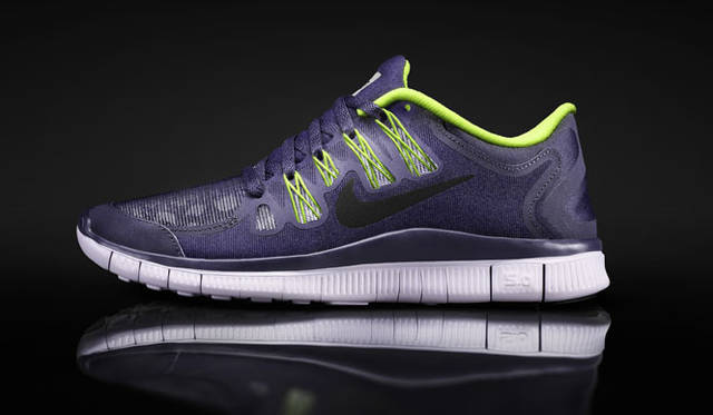 <strong>NIKE｜ナイキ</strong>　「ウィメンズ ナイキ フリー 5.0+ シールド」1万2390円