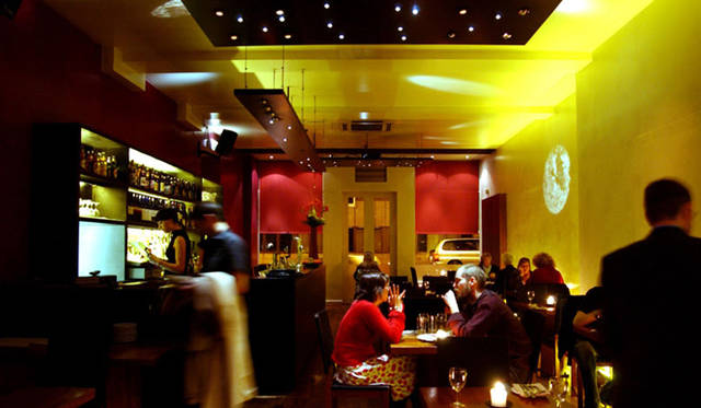 レストラン「DAVID BANN」