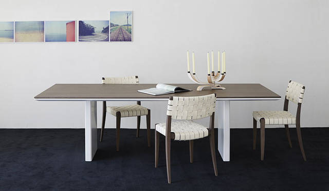 <strong>arflex｜アルフレックス</strong>　2013年秋冬ニューモデル　<strong>「グレーオーク」仕上げ</strong>　今秋、新色「グレーオーク仕上げ」がアルフレックスの木質製品モデルに追加された