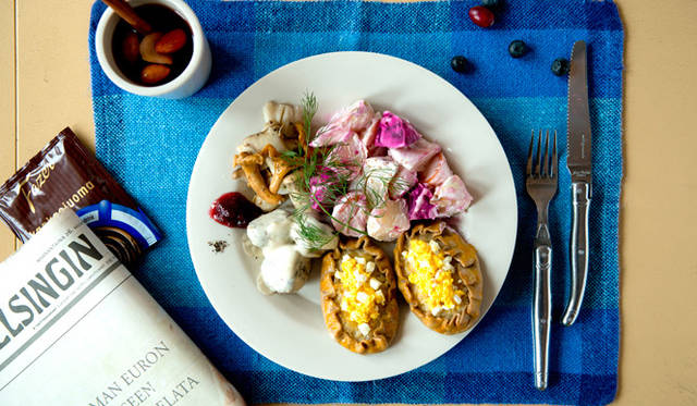 フィンランドの伝統的な朝ごはん「カルヤランピーラッカ」