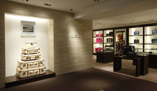 <strong>GLOBE-TROTTER｜グローブ・トロッター</strong>　ヴァルカナイズ・ロンドン青山 2階にショップ・イン・ショップオープン