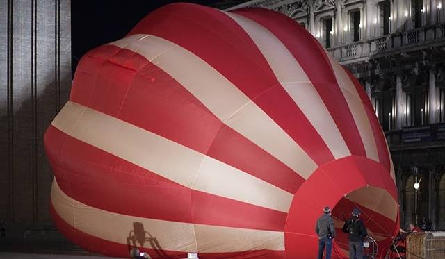 <strong>LOUIS VUITTON｜ルイ・ヴィトンのTVCMにデヴィッド・ボウイが登場</strong> ©LOUIS VUITTON