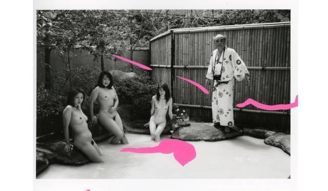 <strong>ART｜荒木経惟展『人妻ノ写真』をラットホールギャラリーにて開催</strong>　荒木経惟「人妻ノ写真」より B&W Print, Acrylic marker 13 x 18 cm 2013