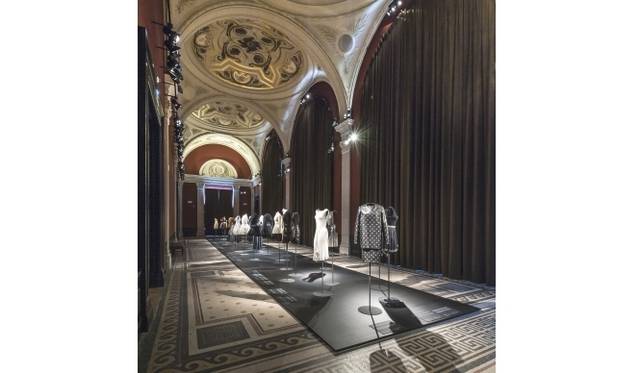 <strong>ART FILE 26｜「Alaïa （アライア）」</strong>　© Pierre Antoine