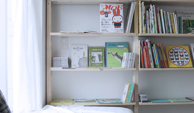 2Fの寝室で取り扱う児童書