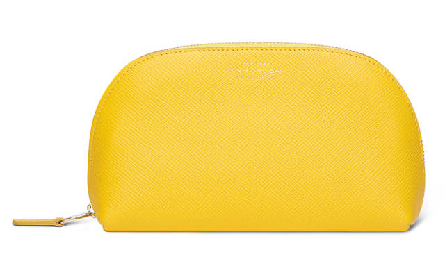 スマイソン「パナマ コスメポーチ」2万7000円