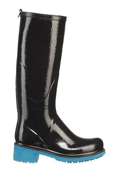 <strong>ILSE JACOBSEN HORNBAEK｜イルセ ヤコブセン・ホーンバック ポップアップストア</strong><br /><br />ラバーブーツ（ロング）<br />色｜ペトロリウム<br />価格｜2万7000円<br /><br />イルセ・ヤコブセン ポップアップストア<br />場所｜東急百貨店 本店<br />期間｜11月14日（木）～11月28日（木）<br />東京都渋谷区渋谷2-24-1<br /><br />ベルグート<br />Tel.0561-76-9742<br />http://shop-bg.jp/ 