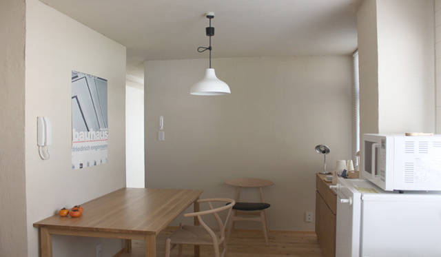 <strong>Yoko Ueno Lewis｜暮らしノート｜木と暮らす raw wood, slow life and less design </strong>　設計は黒岩哲彦さん（アルキテクタ主宰）　　　http://homepage2.nifty.com/architecta/index.html、http://architecta.blog64.fc2.com/