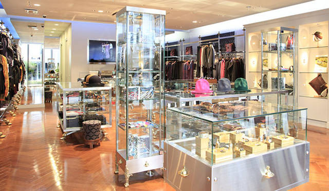 <strong>Vivienne Westwood｜ヴィヴィアン・ウエストウッド</strong>　ヴィヴィアン・ウエストウッド マン 表参道店