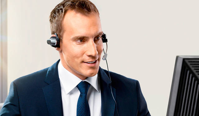 オペレーターは24時間365日対応