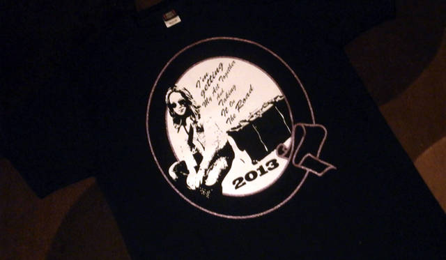 オリジナルスタッフTシャツ