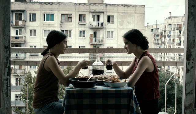 コンペティション部門：『花咲くころ』ナナ・エクチミシヴィリ、ジーモン・グロス監督