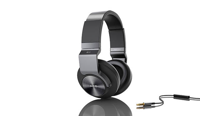 リファレンス クローズドバック オーバーヘッドホン K545<br />オープンプライス（実勢売価2万4800円）