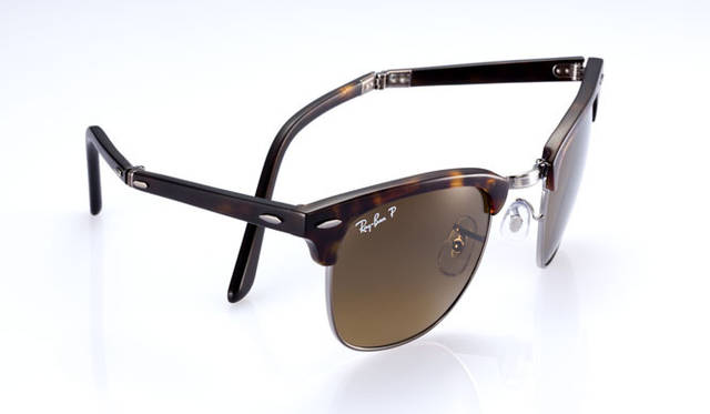 <strong>Ray-Ban｜レイバン</strong>　 Folding Clubmaster 2万7300円～3万2550円