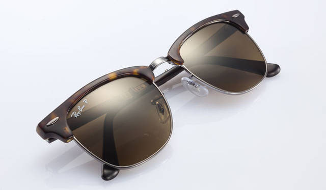 <strong>Ray-Ban｜レイバン</strong>　 Folding Clubmaster 2万7300円～3万2550円