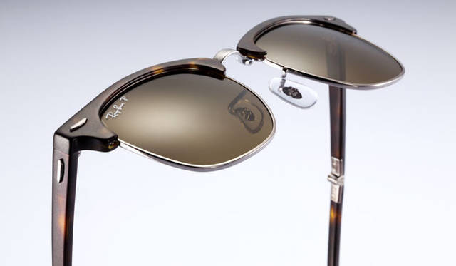 <strong>Ray-Ban｜レイバン</strong>　 Folding Clubmaster 2万7300円～3万2550円