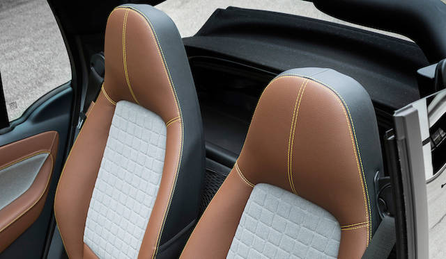 写真はカブリオレ