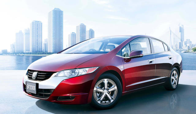 2008年からリース販売された燃料電池車