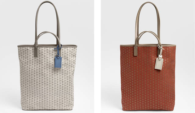 「Limousine Bag」ホワイト参考商品、レッド14万1750円