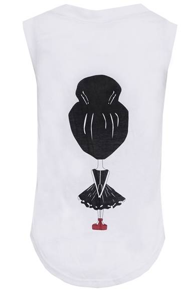 <strong>alice + olivia｜アリス アンド オリビア、待望のフラッグシップストア誕生</strong><br /><br />タンクトップ<br />価格｜8925円<br /><br />アリス アンド オリビア 表参道店<br />オープン日｜12月5日（木）<br />Tel. 03-3486-0502（12月5日開通）<br />東京都渋谷区神宮前6-2-9<br />ミナガワビル１階、2階<br />営業時間｜11:00～20:00<br />不定休