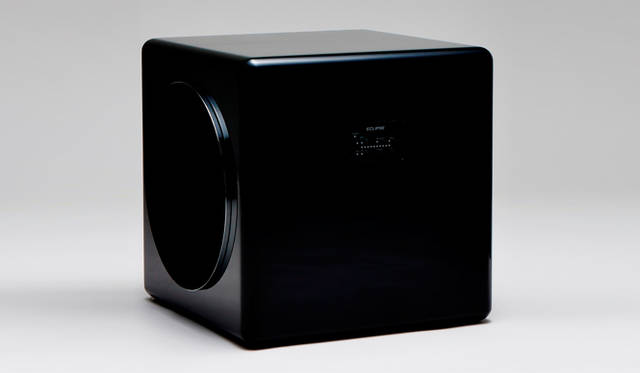 25cm口径×2 サブウーファー　型名｜TD725SWMK2　価格｜50万4000円　発売日｜2014年2月