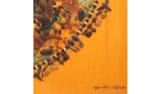 <strong>ALEXANDER McQUEEN｜アーティスト、ダミアン・ハーストとのコラボスカーフを限定発売中</strong>　Damien Hirst & Alexander McQueen Scarf Collection. Photography by Sølve Sundsbø courtesy of Alexander McQueen