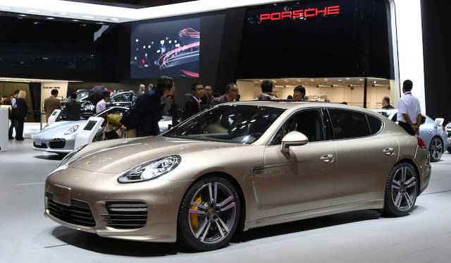 porsche_panamera_turbo_s_executive_52