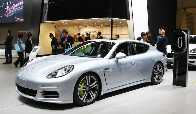 porsche_panamera_s-e_hybrid_51