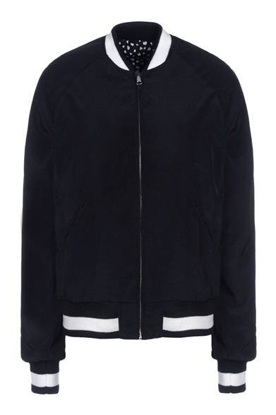 <strong>OPENING CEREMONY｜スペシャルなクリスマスアイテムがオンラインブティックに登場！</strong><br /><br />ブルゾン<br />価格｜5万7500円<br /><br />ザ・コーナー・ドットコム<br />http://www.thecorner.com/jp/