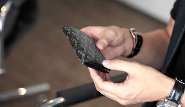 フランスの老舗ラゲッジメーカー、ゴヤールの名刺入れ。“JUN”と名入れされている