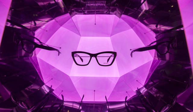 <strong>PRADA｜プラダ</strong>　「PRADA JOURNAL:a place for new stories」