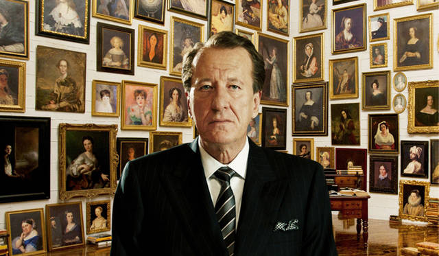 美術品の鑑定士であると同時に、オークションの場を取り仕切るオークショニア（競売人）という主人公、ヴァージル・オールドマンを演じたジェフリー・ラッシュ　© 2012 Paco Cinematografica srl.