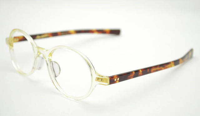 <strong>Continuer｜コンティニュエ</strong>　モデル「LIBRARY」3万6750円　「YD」