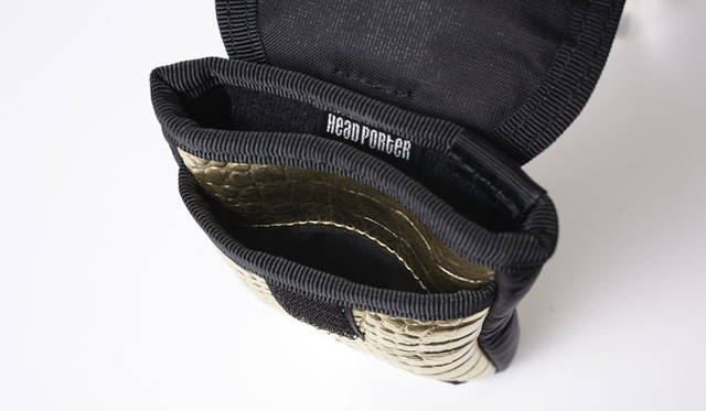 <strong>HEAD PORTER｜ヘッド・ポーター</strong>　「BLACK BEAUTY×GLITTER -Winter Collection-」　「iPhone CASE」（HP-4146）8925円