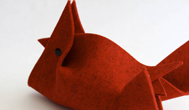 <strong>フロマエcafé＆ギャラリー</strong>　「Feel Felt」Yoko Ueno Lewis個展　ダイナソア（恐竜）