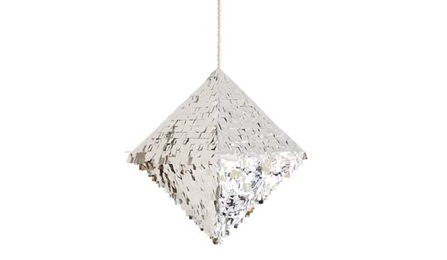 <strong>OPENING CEREMONY｜ホリデイシーズンキャンペーン「HAPPY HOLIDAYS with CONFETTI SYSTEM」を開催</strong>　PINATE 1万8900円