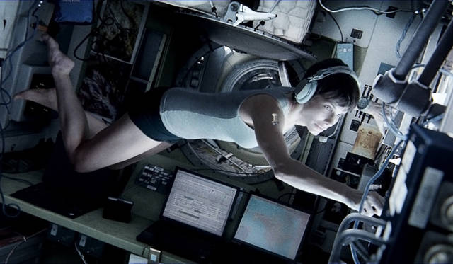 © 2013 WARNER BROS.ENTERTAINMENT INC.