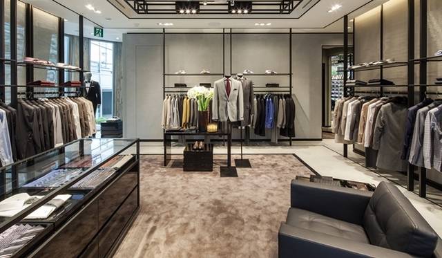 <strong>HUGO BOSS｜日本で唯一の旗艦店「BOSS ストア 表参道」が誕生</strong>　ストアの2階フロア