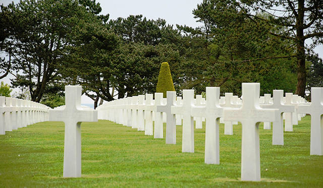 <strong>特集｜ボルドーから英国海峡へ！　探検船で“ラグジュアリーな冒険”を満喫</strong>　この光景には言葉は出ない。訪れるひとりひとりが多くのことを考え、静かにさまようのみ