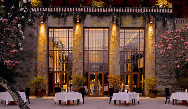 <strong>AMAN RESORTS｜アマンリゾーツ</strong>　「アマヌサ（Amanusa）」　レストラン「The Restaurant（ザ・レストラン）」　© Amanresorts