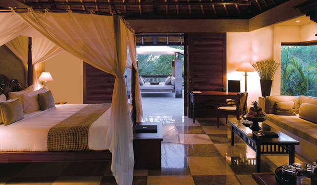 <strong>Amanresorts｜アマンリゾーツ</strong>　「アマヌサ（Amanusa）」　コートヤード付きのガーデンスイート（ゲストルーム）　© Amanresorts