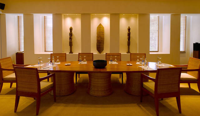 <strong>Amanresorts｜アマンリゾーツ</strong>　「アマヌサ（Amanusa）」　ライブラリー　© Amanresorts