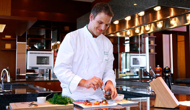 2014年の幕開けを飾るプログラムは1月30日（木）に開かれる「ダイニング ジャーニー」