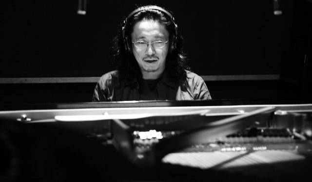 ジャズピアニストの伊藤志宏氏　Photograph by Mari Amita