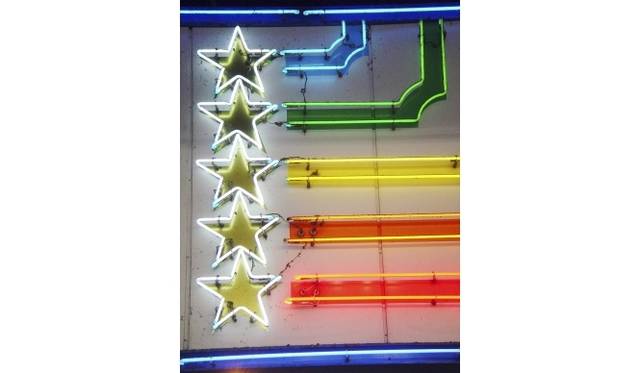 <strong>ART｜東京都写真美術館で『日本の新進作家VOL.12：路上から世界を変えていく』展</strong>　鍛治谷直記 ＜JPEG＞より　≪Five-star≫　2002-2013 年