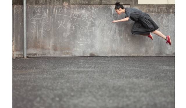 <strong>ART｜東京都写真美術館で『日本の新進作家VOL.12：路上から世界を変えていく』展</strong>　鍛治谷直記 ＜JPEG＞より　≪Five-star≫　2002-2013 年