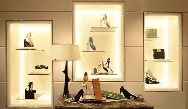 <strong>Roger Vivier