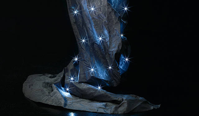 「eLumino Aves（エルミノ アヴェス）」